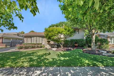 Photo of 14548 Knox Avenue, Midlothian, IL 60445 (MLS # 12679229)