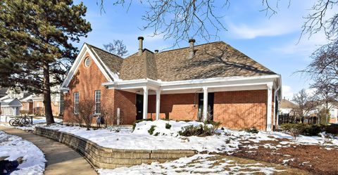 Tiny photo for 1516 CAMDEN Court #A1, Wheeling, IL 60090 (MLS # 12534205)