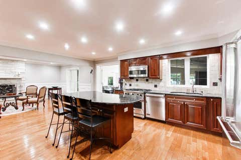 Tiny photo for 1631 E Greenwood Drive, Mount Prospect, IL 60056 (MLS # 12623529)