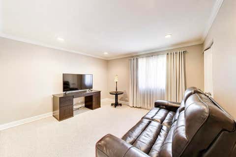 Tiny photo for 1631 E Greenwood Drive, Mount Prospect, IL 60056 (MLS # 12623529)