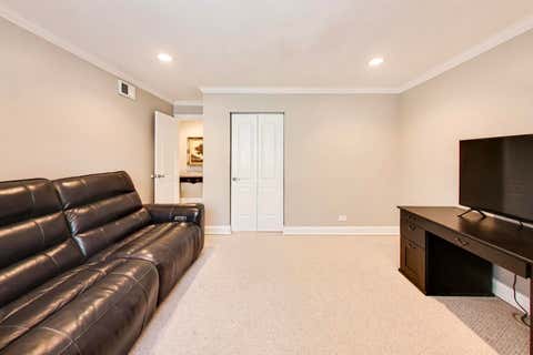 Tiny photo for 1631 E Greenwood Drive, Mount Prospect, IL 60056 (MLS # 12623529)
