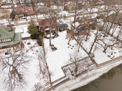 Tiny photo for 236 Maplewood Road, Riverside, IL 60546 (MLS # 12575711)