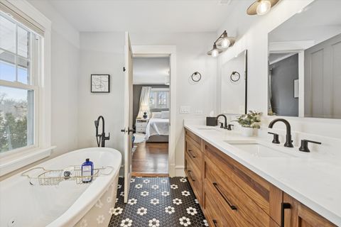 Tiny photo for 236 Maplewood Road, Riverside, IL 60546 (MLS # 12575711)