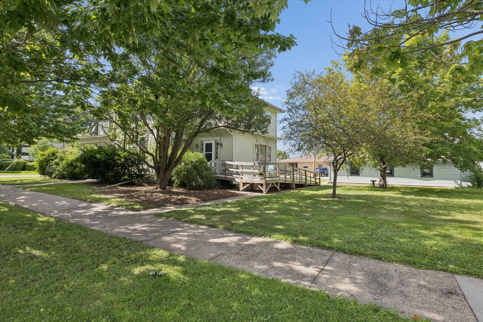 119 W North Street