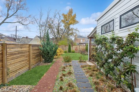 Tiny photo for 3310 Hayes Street, Evanston, IL 60201 (MLS # 12580526)