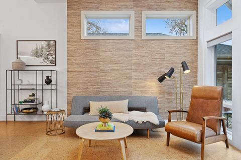 Tiny photo for 3310 Hayes Street, Evanston, IL 60201 (MLS # 12580526)