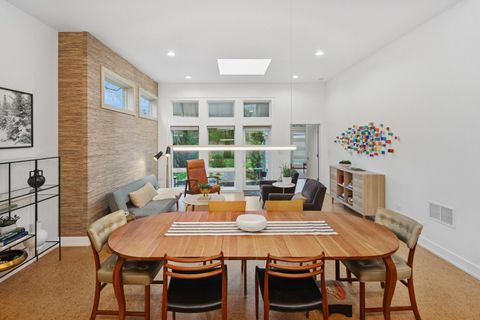 Tiny photo for 3310 Hayes Street, Evanston, IL 60201 (MLS # 12580526)