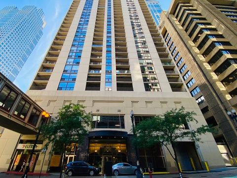200 N Dearborn Street 2004 Chicago IL 60601