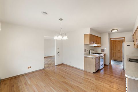 Tiny photo for 5132 W 105th Place, Oak Lawn, IL 60453 (MLS # 12587965)