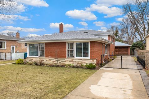 Tiny photo for 5132 W 105th Place, Oak Lawn, IL 60453 (MLS # 12587965)
