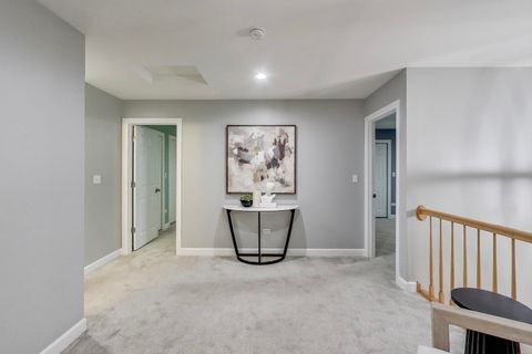 Tiny photo for 512 Blackhawk Drive, Westmont, IL 60559 (MLS # 12520563)