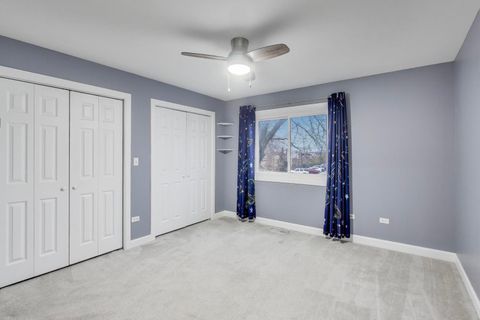 Tiny photo for 512 Blackhawk Drive, Westmont, IL 60559 (MLS # 12520563)