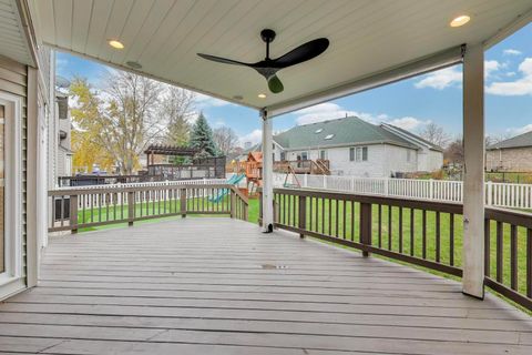 Tiny photo for 512 Blackhawk Drive, Westmont, IL 60559 (MLS # 12520563)