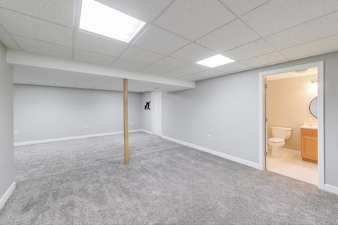 Tiny photo for 512 Blackhawk Drive, Westmont, IL 60559 (MLS # 12520563)