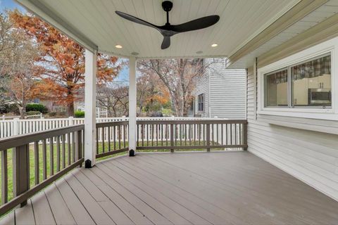 Tiny photo for 512 Blackhawk Drive, Westmont, IL 60559 (MLS # 12520563)