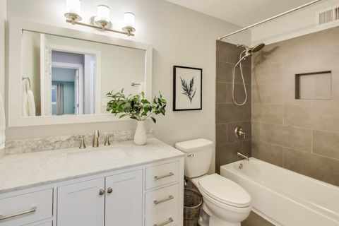 Tiny photo for 512 Blackhawk Drive, Westmont, IL 60559 (MLS # 12520563)