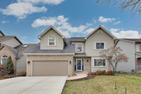 Photo of 512 Blackhawk Drive, Westmont, IL 60559 (MLS # 12520563)