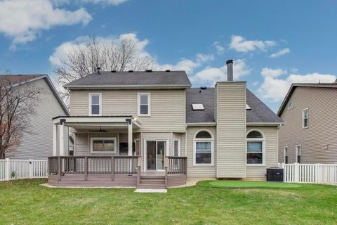 Tiny photo for 512 Blackhawk Drive, Westmont, IL 60559 (MLS # 12520563)