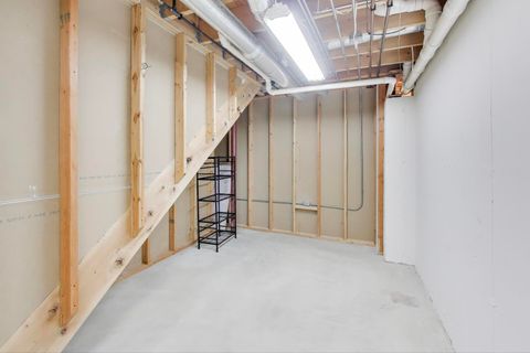 Tiny photo for 512 Blackhawk Drive, Westmont, IL 60559 (MLS # 12520563)