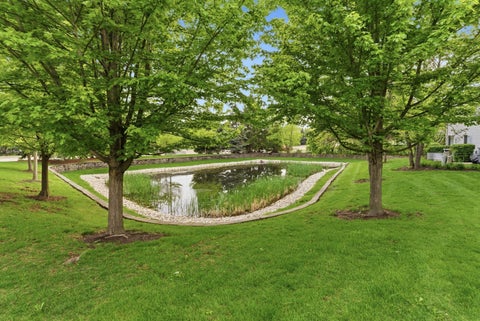 Tiny photo for 394 Jamestown Court, Aurora, IL 60504 (MLS # 12745429)