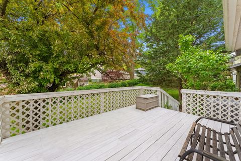 Tiny photo for 4711 Scott Street, Davenport, IA 52806 (MLS # 12639866)