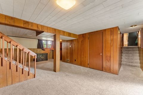 Tiny photo for 4711 Scott Street, Davenport, IA 52806 (MLS # 12639866)