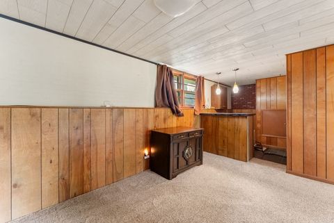 Tiny photo for 4711 Scott Street, Davenport, IA 52806 (MLS # 12639866)