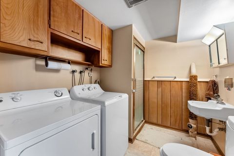 Tiny photo for 4711 Scott Street, Davenport, IA 52806 (MLS # 12639866)