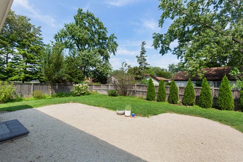 Tiny photo for 650 Twisted Oak Lane, Buffalo Grove, IL 60089 (MLS # 12731802)