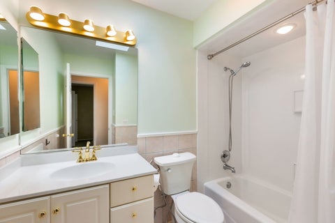 Tiny photo for 650 Twisted Oak Lane, Buffalo Grove, IL 60089 (MLS # 12731802)