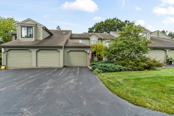 900 SHORELINE RD, LAKE BARRINGTON, IL 60010 - Image da8ce8d027874da2a6304e642cd2e910/2461433466