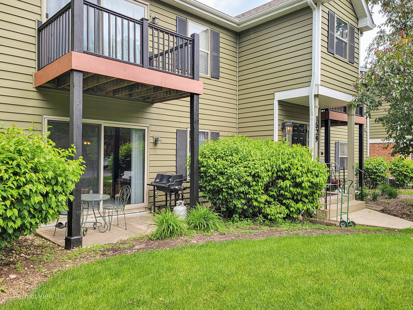 1529 Raymond Drive 103