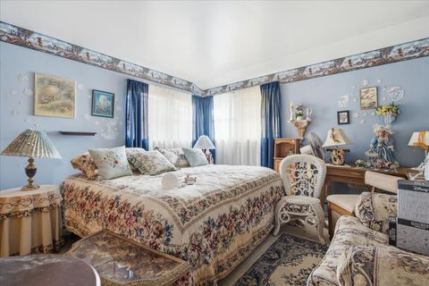 Tiny photo for 1556 Heidorn Avenue, Westchester, IL 60154 (MLS # 12687075)