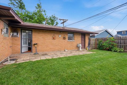 Tiny photo for 1556 Heidorn Avenue, Westchester, IL 60154 (MLS # 12687075)