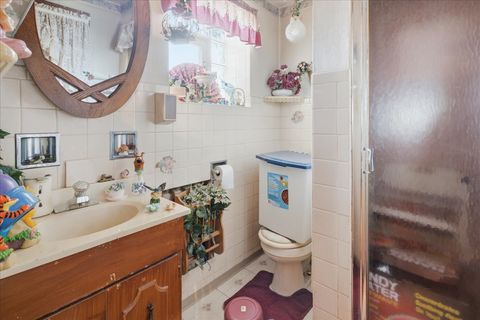 Tiny photo for 1556 Heidorn Avenue, Westchester, IL 60154 (MLS # 12687075)