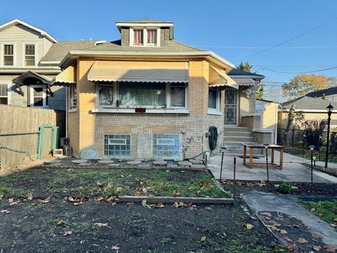 5437 N Linder Avenue Chicago IL 60630