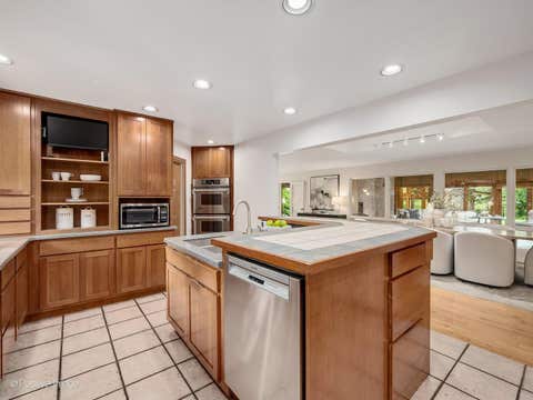 Tiny photo for 6444 Pontiac Drive, Indian Head Park, IL 60525 (MLS # 12645079)
