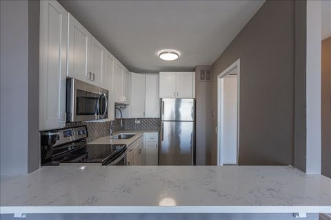 Tiny photo for 5445 N Sheridan Road #1905, Chicago, IL 60640 (MLS # 12634214)