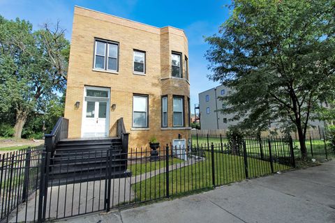 5169 S Michigan Avenue 2 Chicago IL 60615