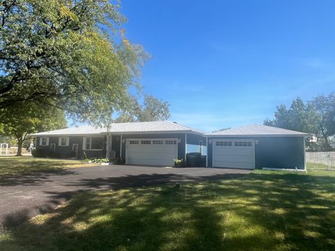 Photo of 24123 S Sandpiper Drive, Channahon, IL 60410 (MLS # 12473413)