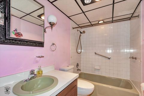 Tiny photo for 1050 N Farnsworth Avenue #301, Aurora, IL 60505 (MLS # 12628935)