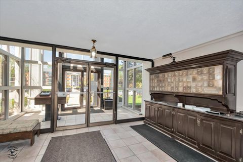 Tiny photo for 1050 N Farnsworth Avenue #301, Aurora, IL 60505 (MLS # 12628935)