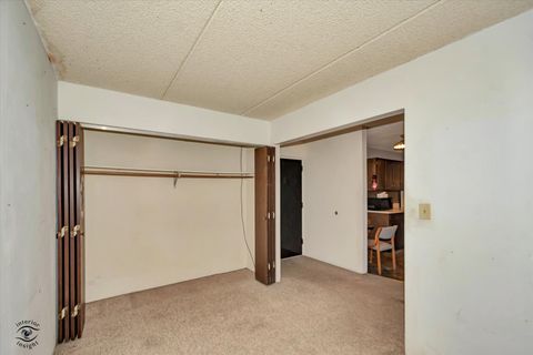 Tiny photo for 1050 N Farnsworth Avenue #301, Aurora, IL 60505 (MLS # 12628935)