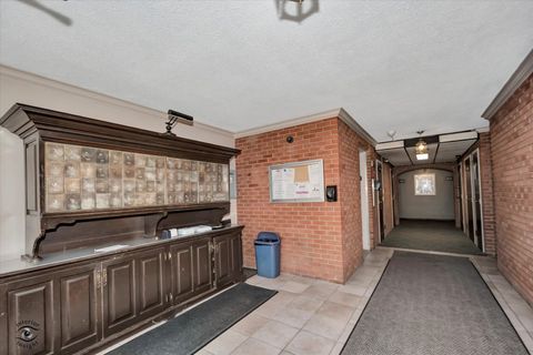 Tiny photo for 1050 N Farnsworth Avenue #301, Aurora, IL 60505 (MLS # 12628935)