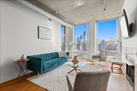 Tiny photo for 700 N Larrabee Street #1811, Chicago, IL 60654 (MLS # 12625468)