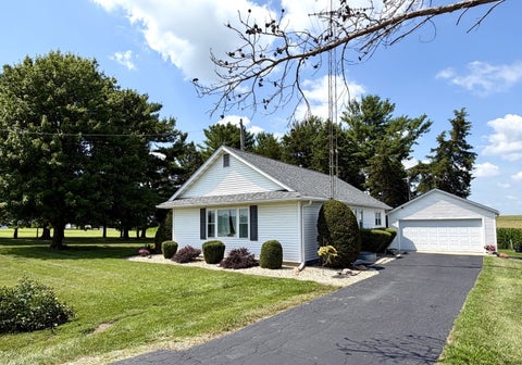 Photo of 843 N 2401 Road, Oglesby, IL 61348 (MLS # 12707400)