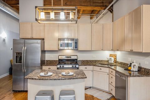 Tiny photo for 824 W Superior Street #303, Chicago, IL 60642 (MLS # 12573352)
