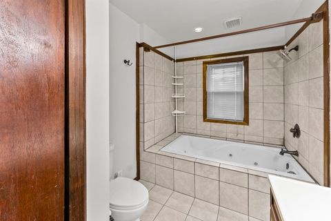 Tiny photo for 608 29th Avenue, EastMoline, IL 61244 (MLS # 100000277)