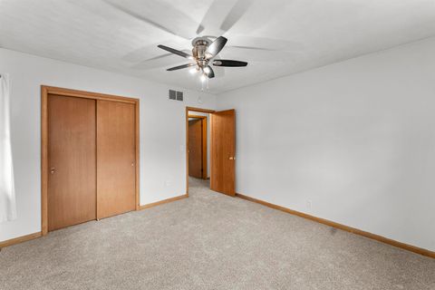 Tiny photo for 608 29th Avenue, EastMoline, IL 61244 (MLS # 100000277)