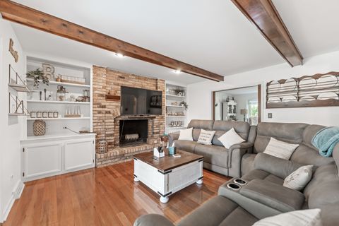 Tiny photo for 560 Renee Court, Geneva, IL 60134 (MLS # 12451762)